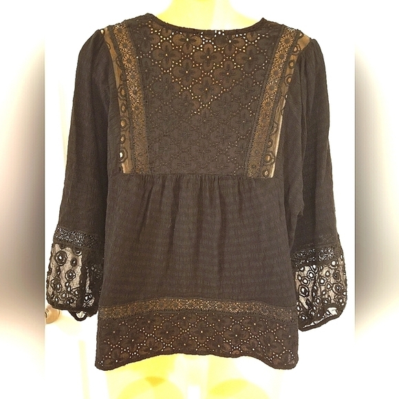 Cloth & Portrait Top - Picture 2 of 3